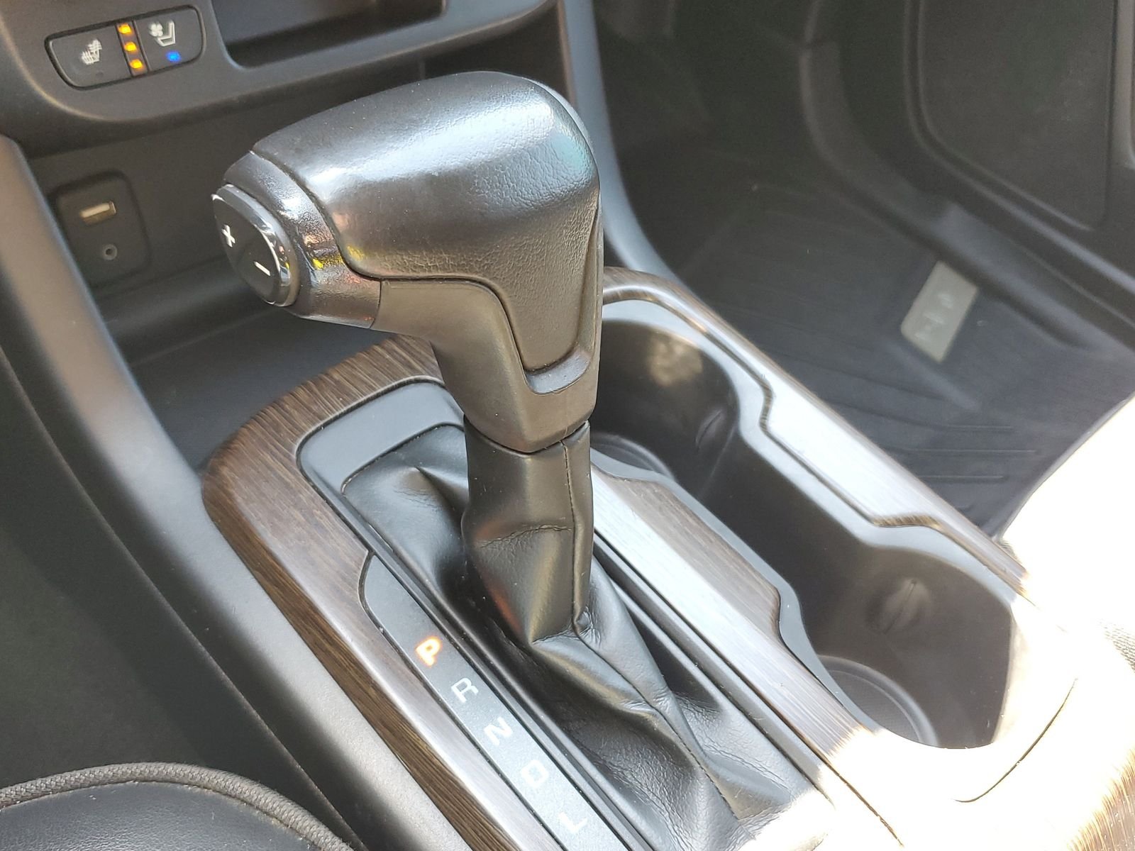 Used 2017 Black GMC Denali image 27
