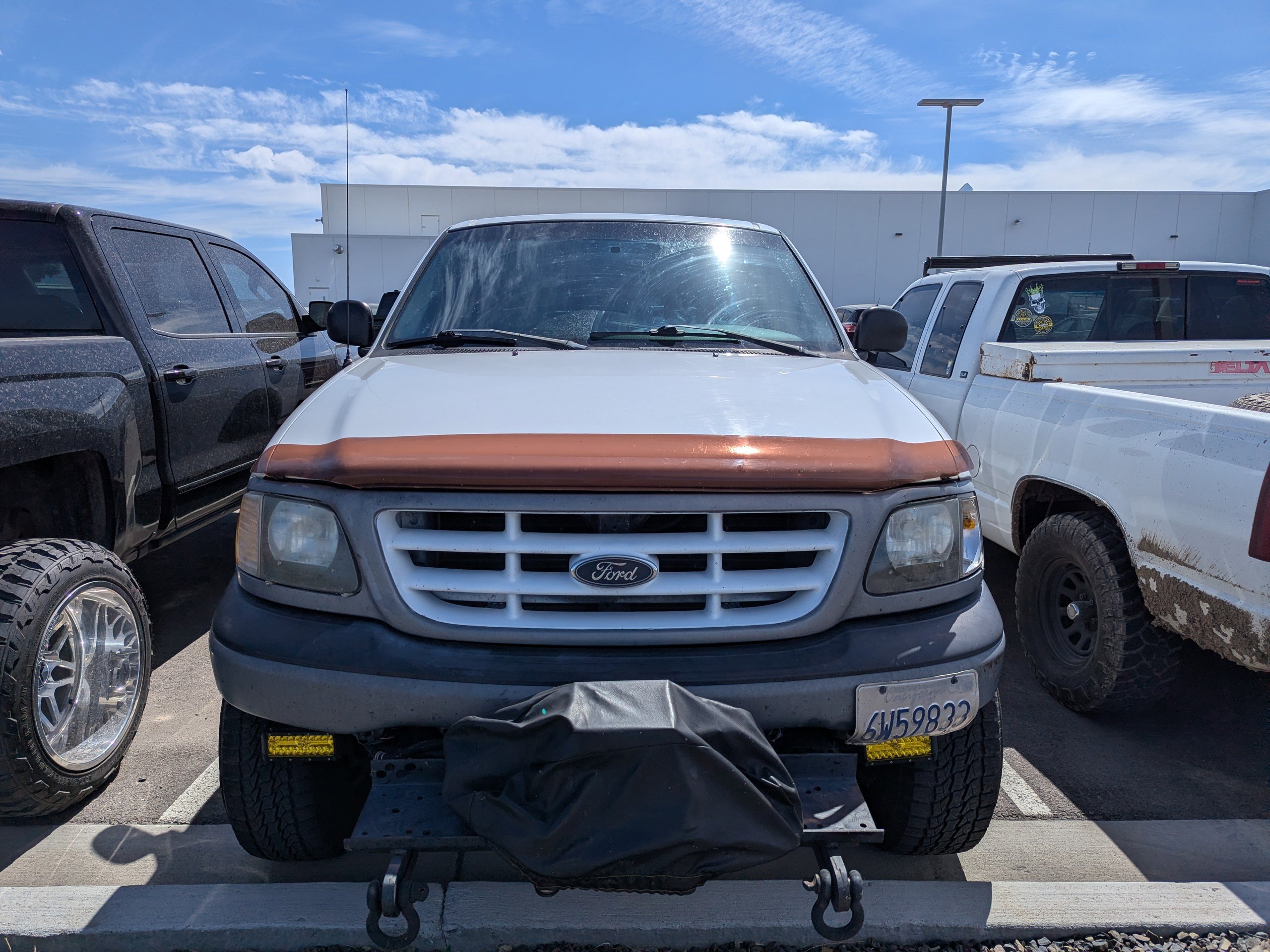 1FTRX18LX2NB00040