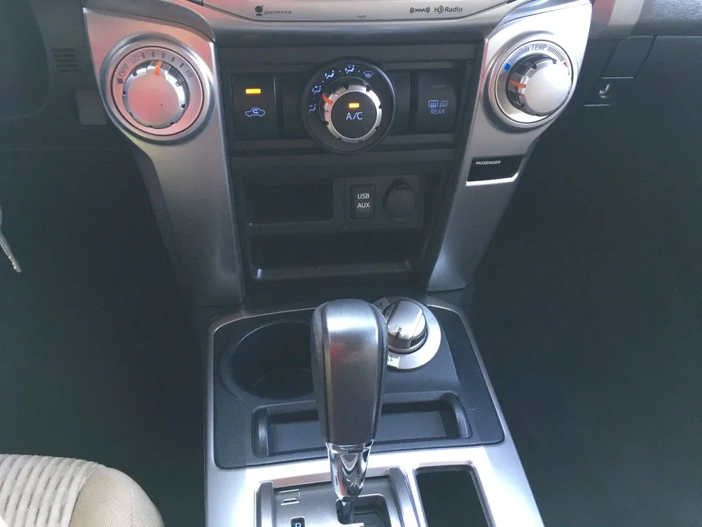 Used 2018 Black Toyota SR5 image 16