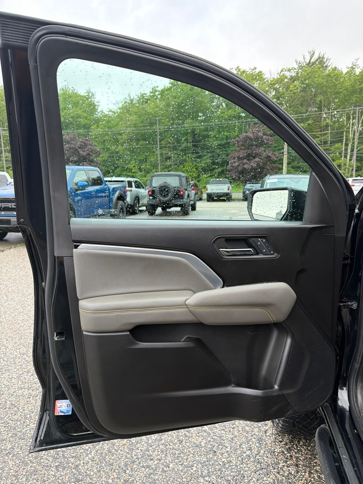 Used 2024 Black Chevrolet ZR2 image 14