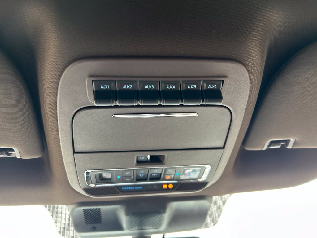 New 2026 Star White Metallic Tri-Coat Ford King Ranch image 35