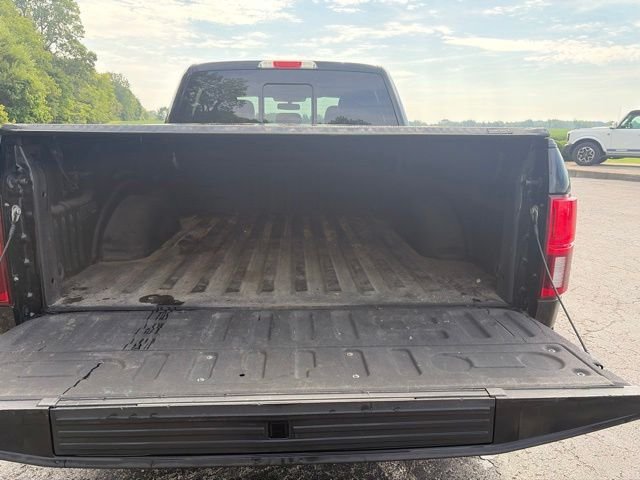 Used 2018 Gray Ford Lariat image 13