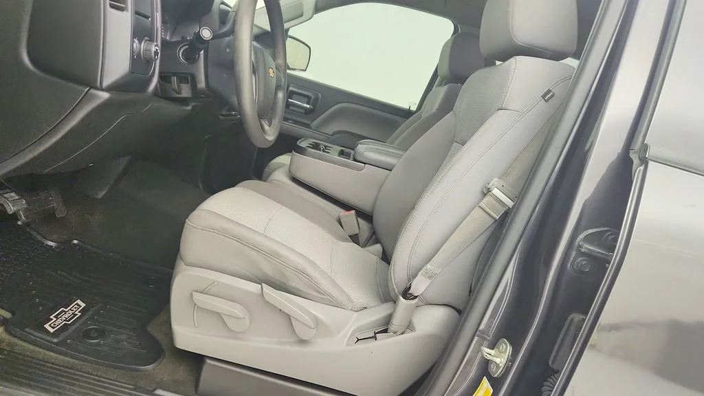 Used 2015 TUNGSTEN METALLIC Chevrolet LS image 14
