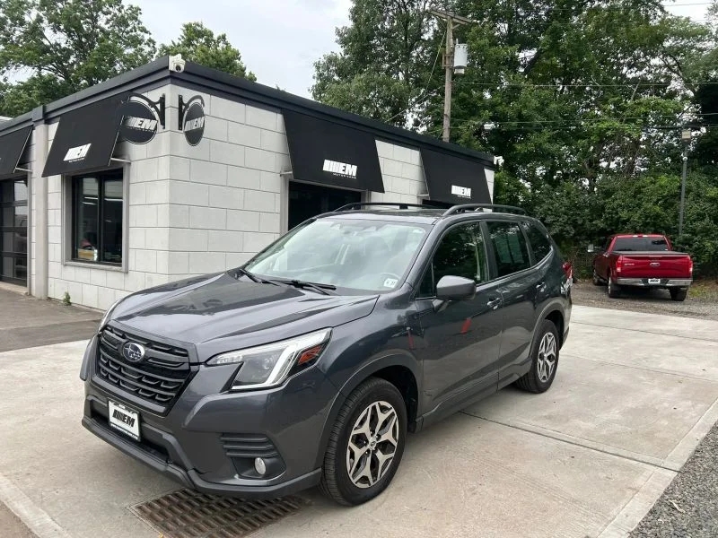 Used 2022 Gray Subaru Premium Sport Utility 4D image 2