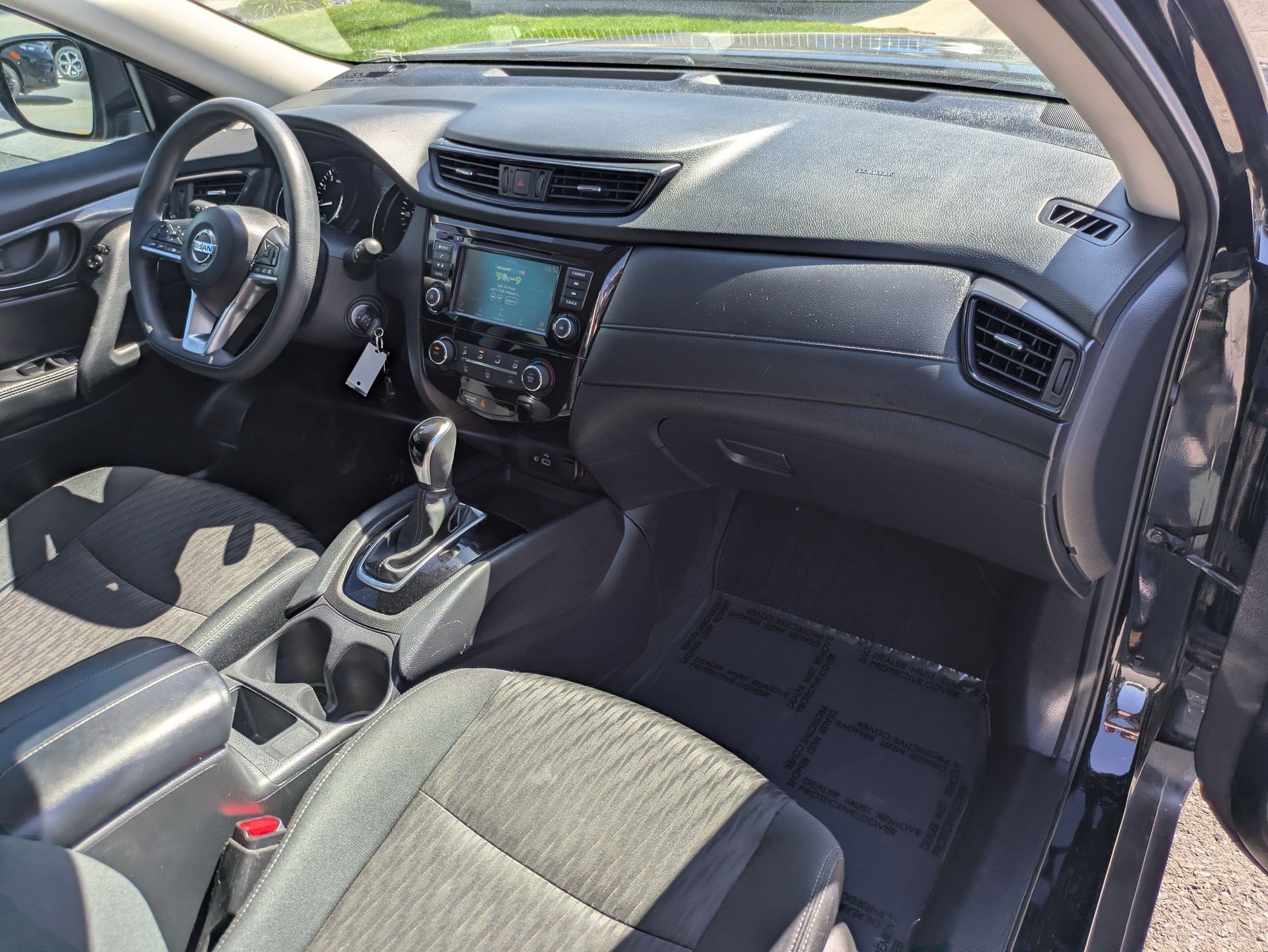 Used 2020 Magnetic Black Pearl Nissan S image 29