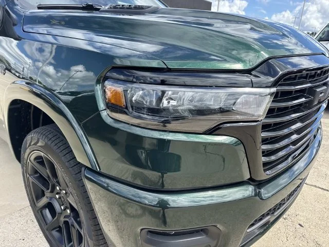 New 2027 Serrano-Green Metallic Exterior Paint RAM Laramie image 2