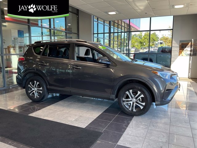 2017 Toyota RAV4 LE
