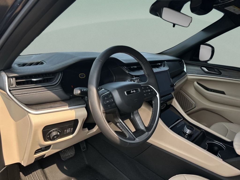Used 2026 Black Jeep Limited image 19
