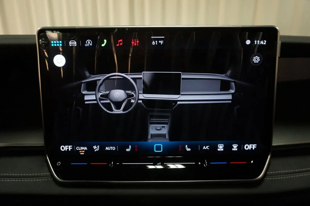 New 2026 Gray Volkswagen 2.0T SE R-Line Black image 19