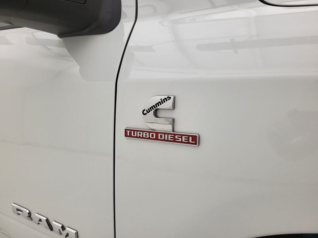 Used 2024 White Ram Big Horn image 25