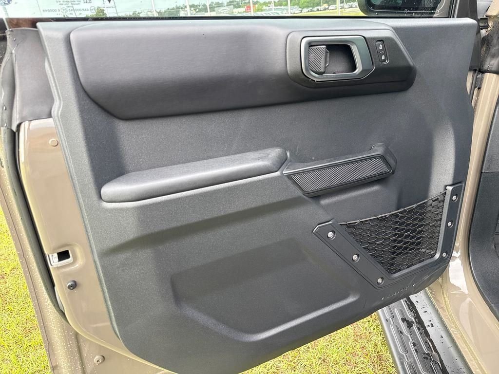 2025 Ford Bronco 4-Door Outer Banks - Photo 11