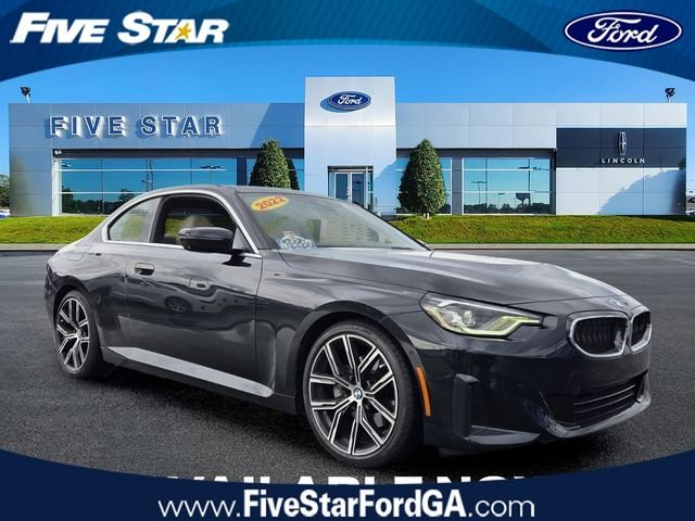 2022 BMW 2 Series 230i Coupe's photo