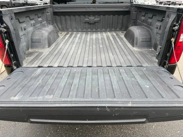 Used 2022 Black Chevrolet Custom image 12