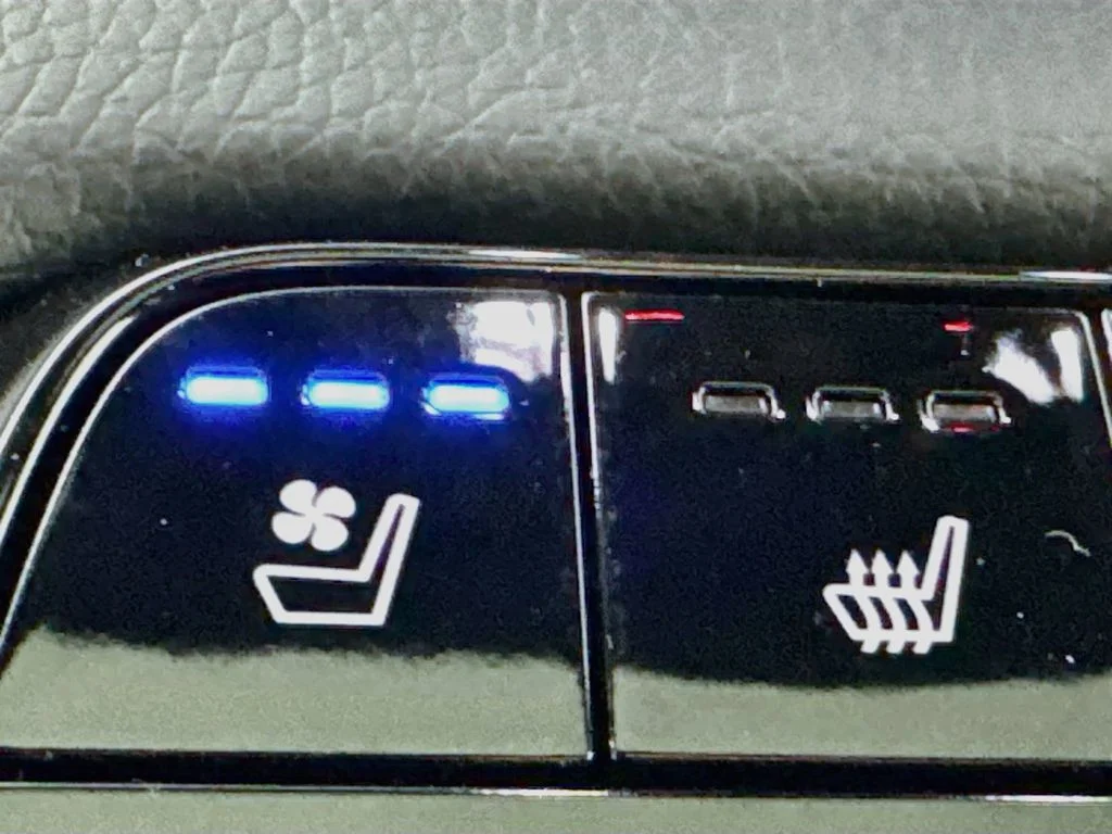 New 2026 Solar Silver Metallic Honda Black Edition image 24