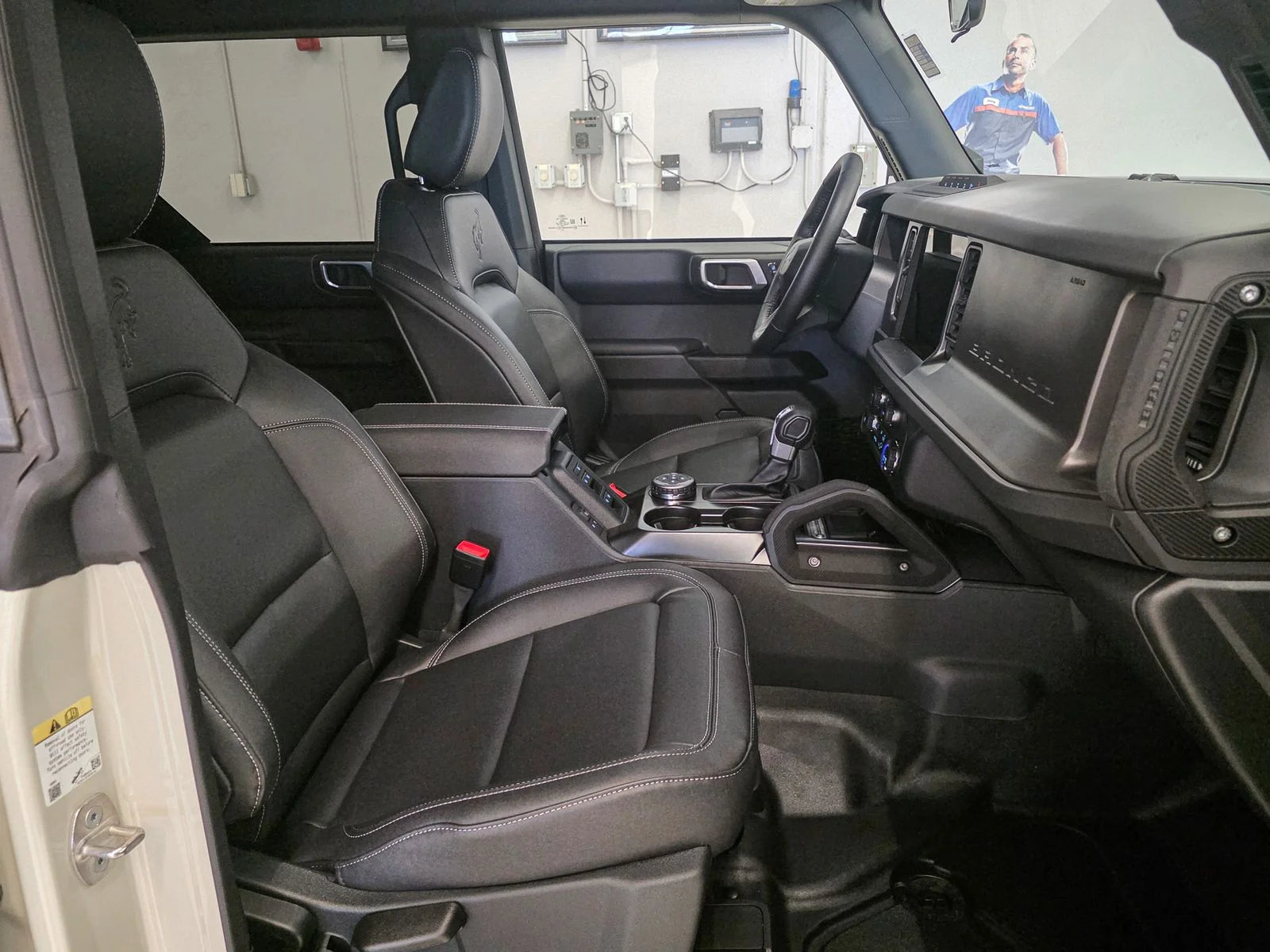 New 2025 Desert Sand Ford Badlands® image 23