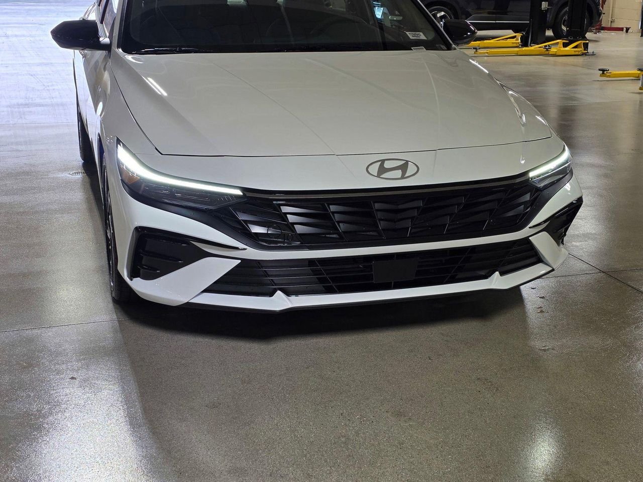New 2026 Serenity White Hyundai SEL Sport Premium image 9