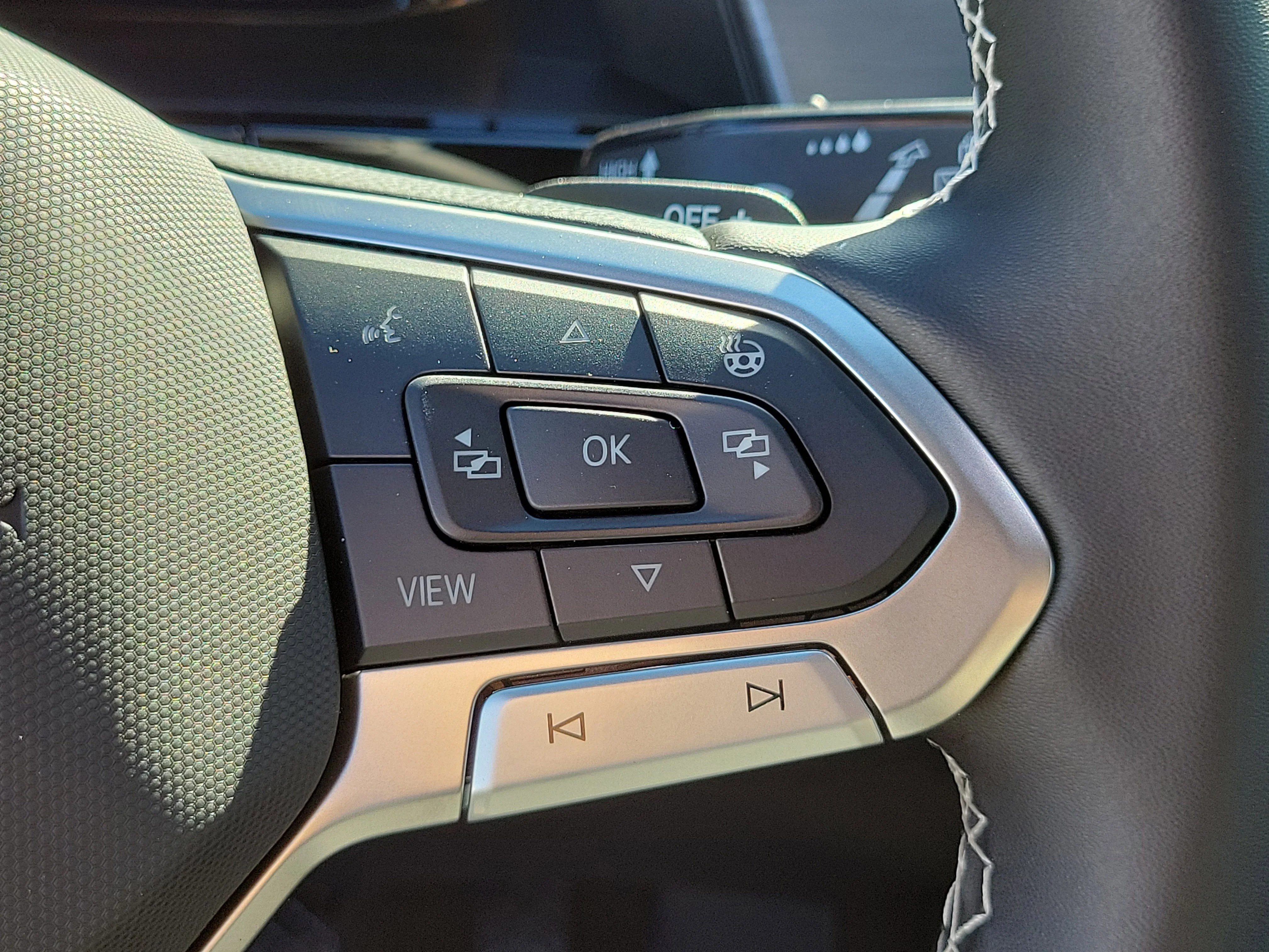New 2026 Gray Volkswagen 2.0T SE w/Technology image 25