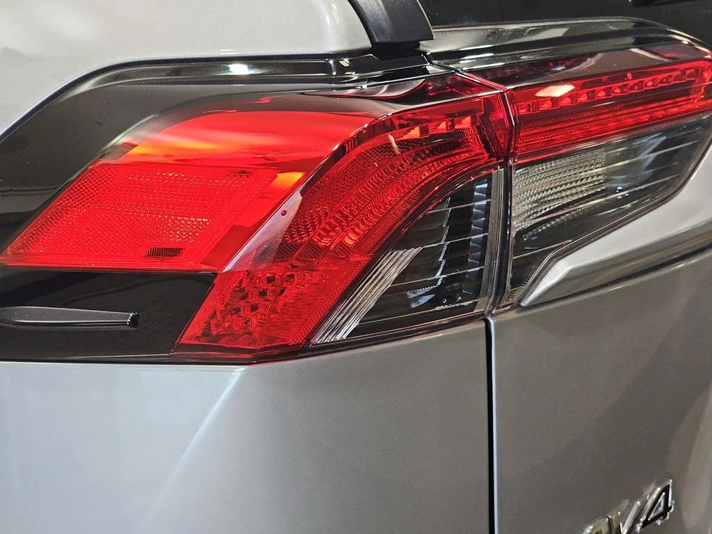 Used 2025 Silver Toyota XLE image 35