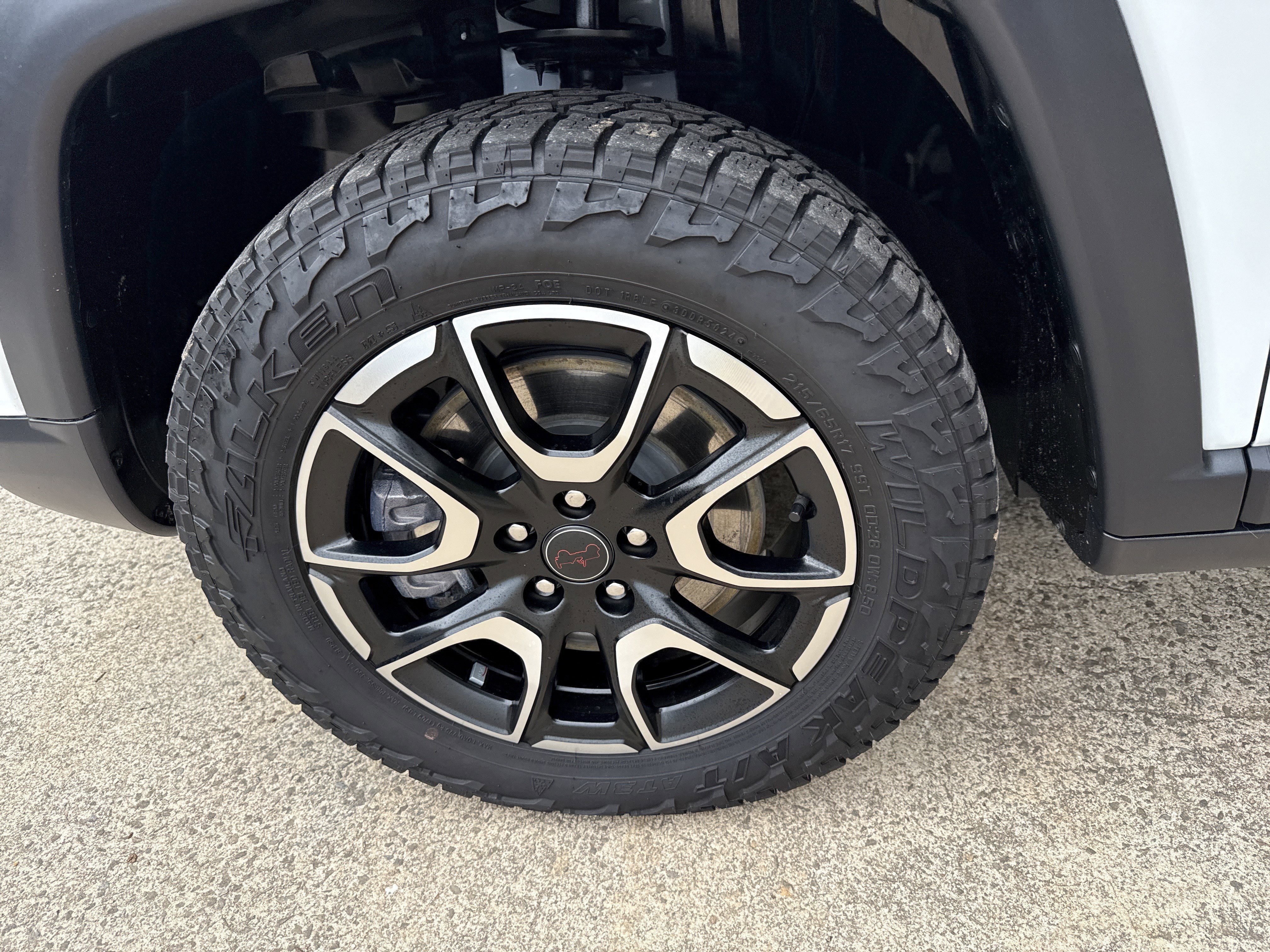 Used 2025 Bright White Clearcoat Jeep Trailhawk image 11