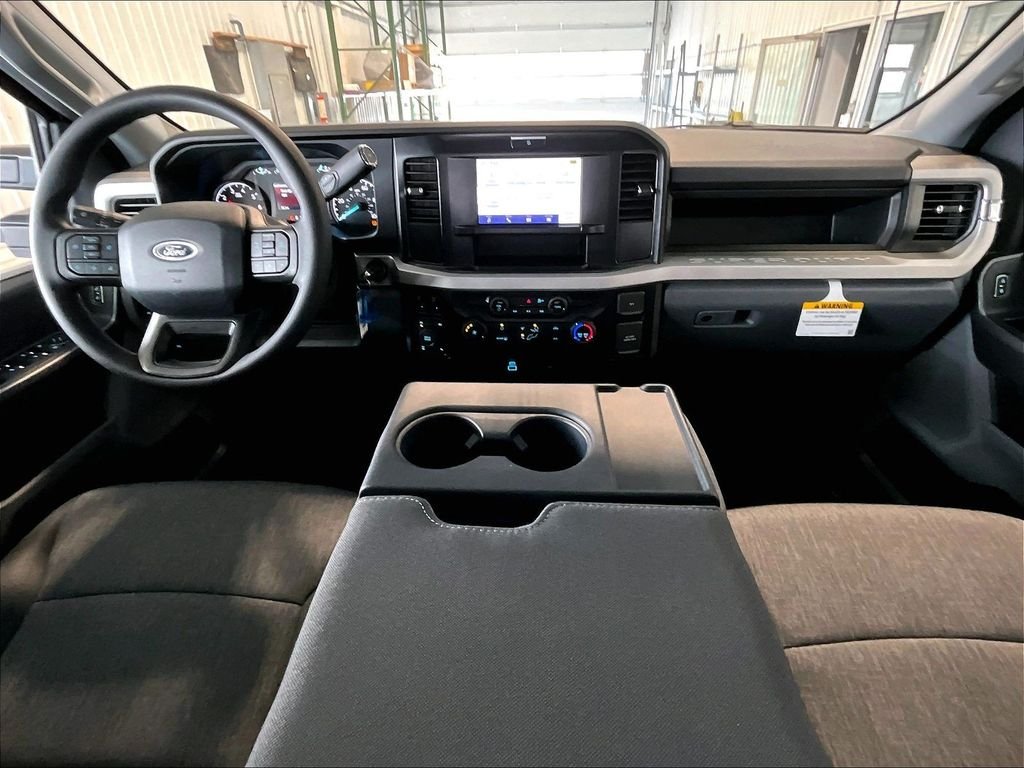 2026 Ford F-250SD — photo 12