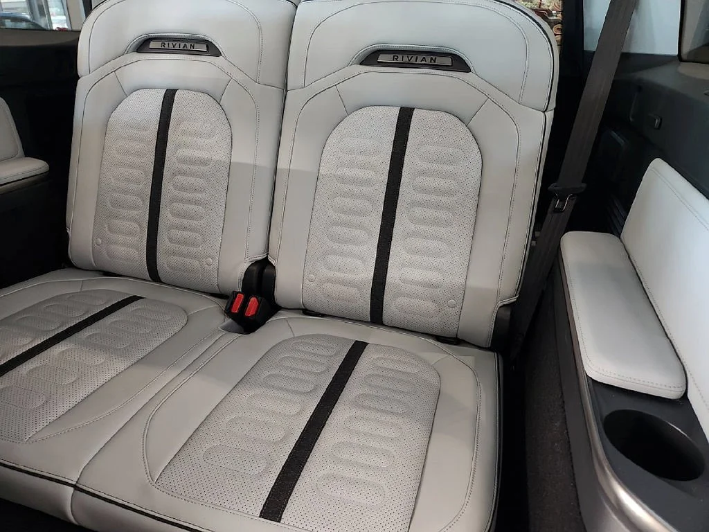 Used 2025  Rivian Adventure Dual Motor Max Pack image 30