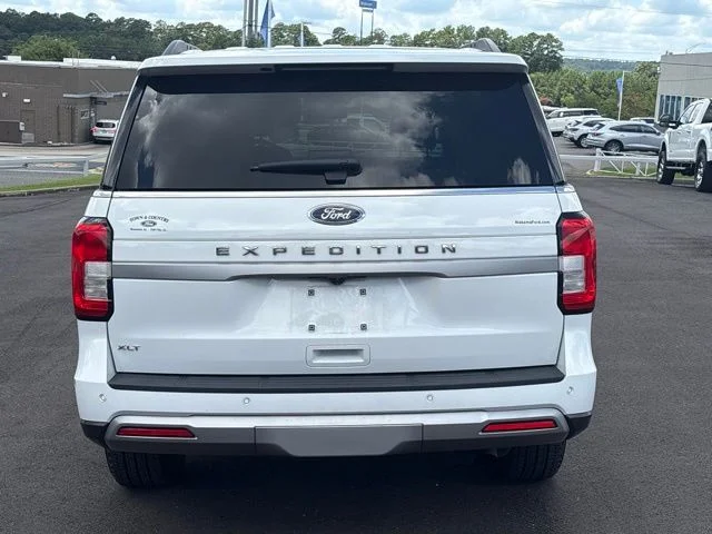 Used 2024 White Ford XLT image 6