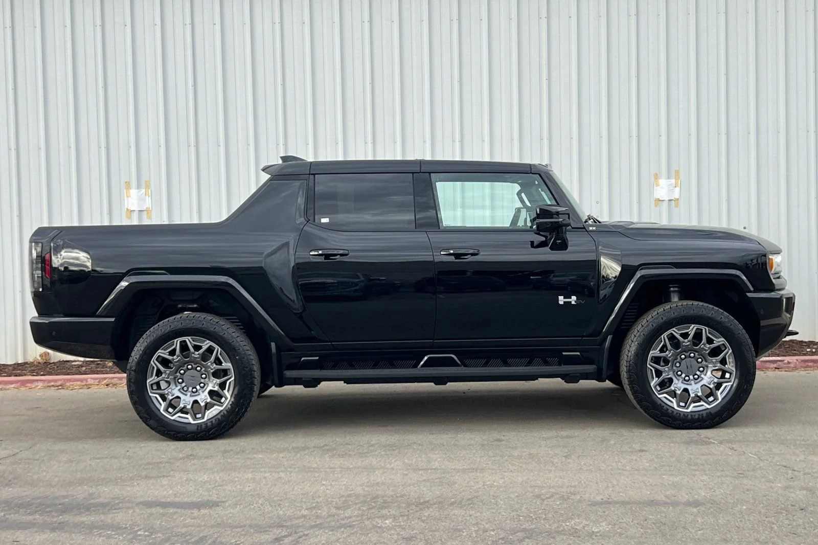 2025 GMC HUMMER EV 3X - Photo 9