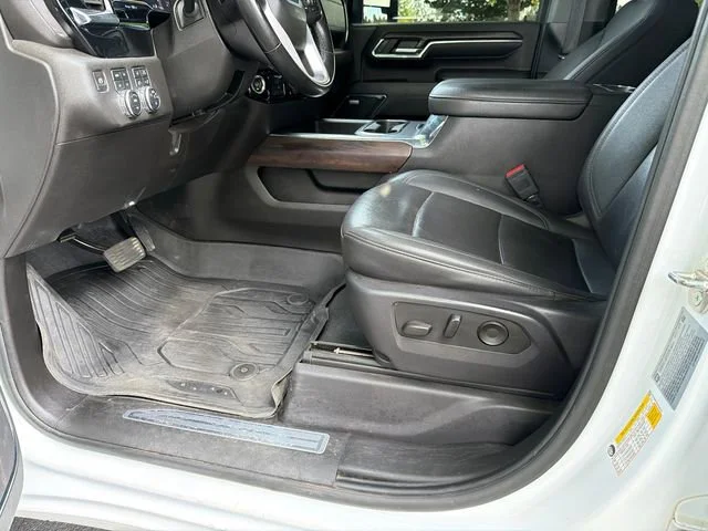 Used 2024 Summit White GMC SLT image 9