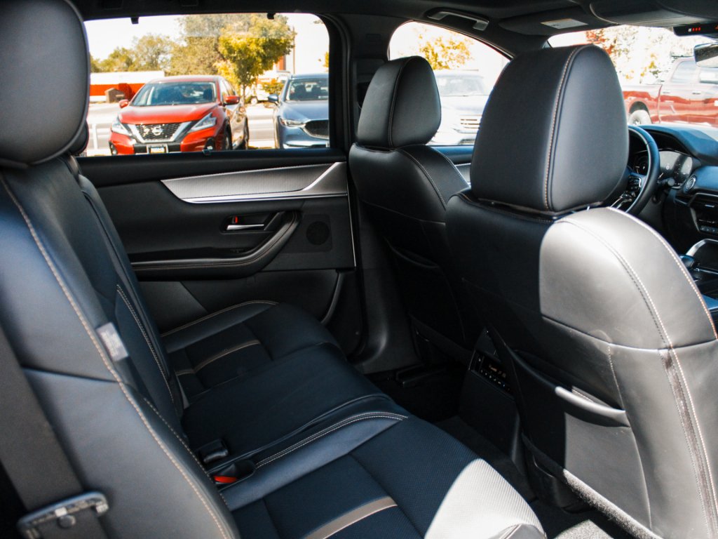 Used 2025 Rhodium White Premium Mazda Premium Plus Package image 32