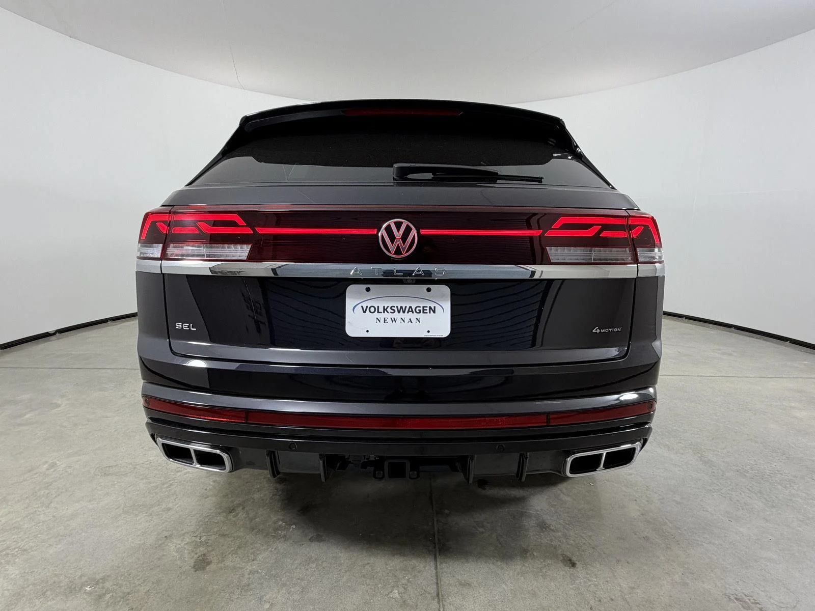 New 2026 Deep Black Pearl Volkswagen 2.0T SEL Premium R-Line image 6