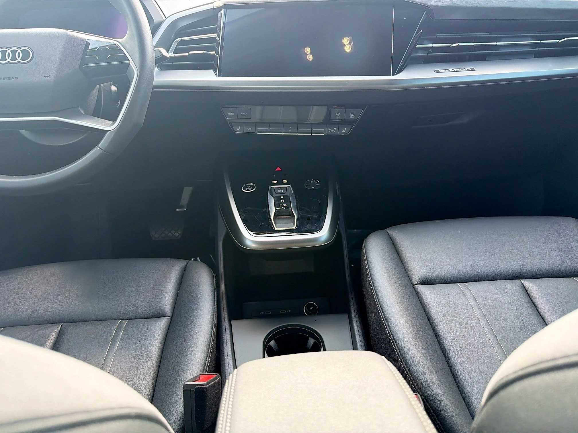 Used 2025 Glacier White Audi Premium image 18