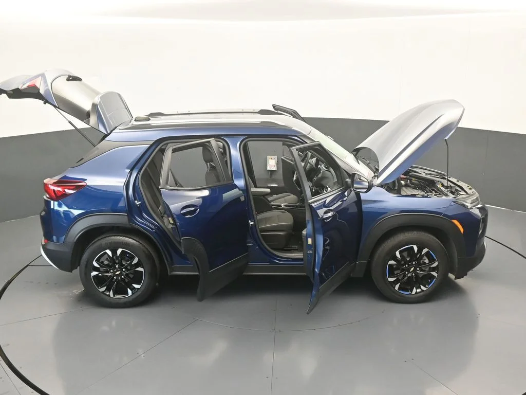 Used 2023 Blue Glow Metallic Chevrolet LT image 67