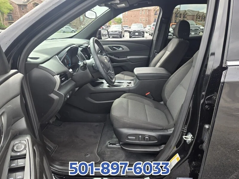 Used 2023 Black Metallic CHEVROLET AWD 4DR LT CLOTH W/1LT image 10