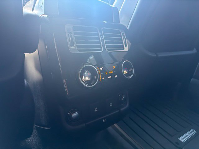 Used 2021 Black Land Rover Westminster image 12