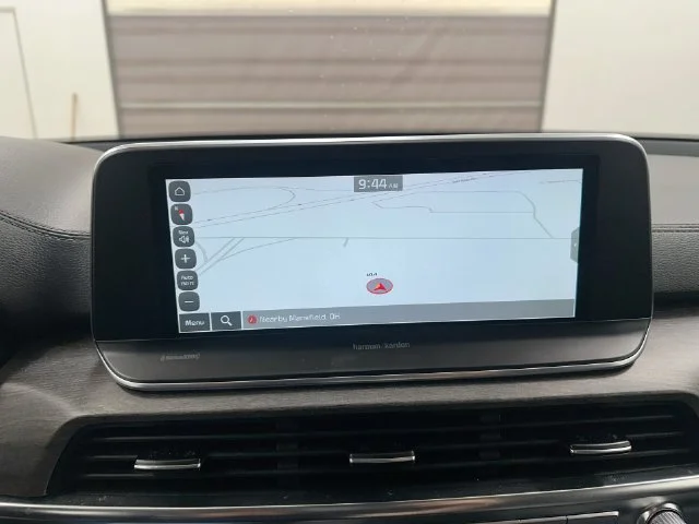 Used 2022 White Kia SX image 22