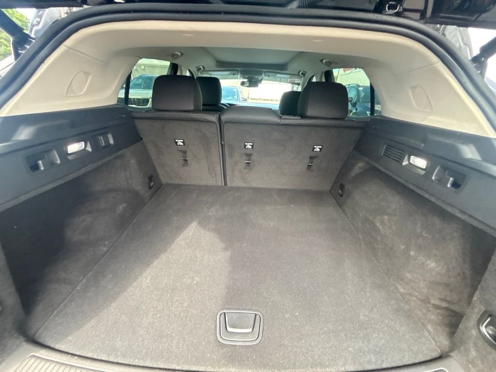 Used 2023 Black Buick Essence image 20