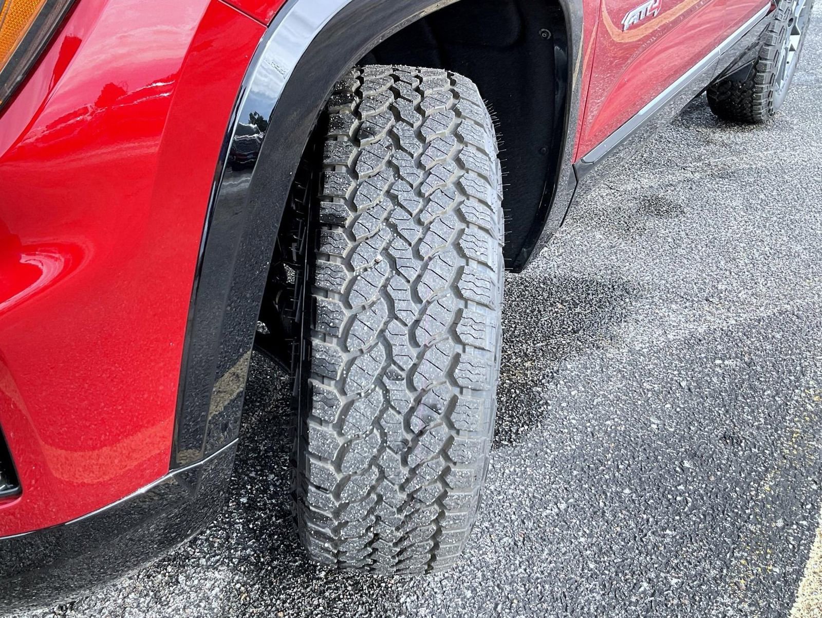 2026 GMC Terrain AT4 - Photo 23