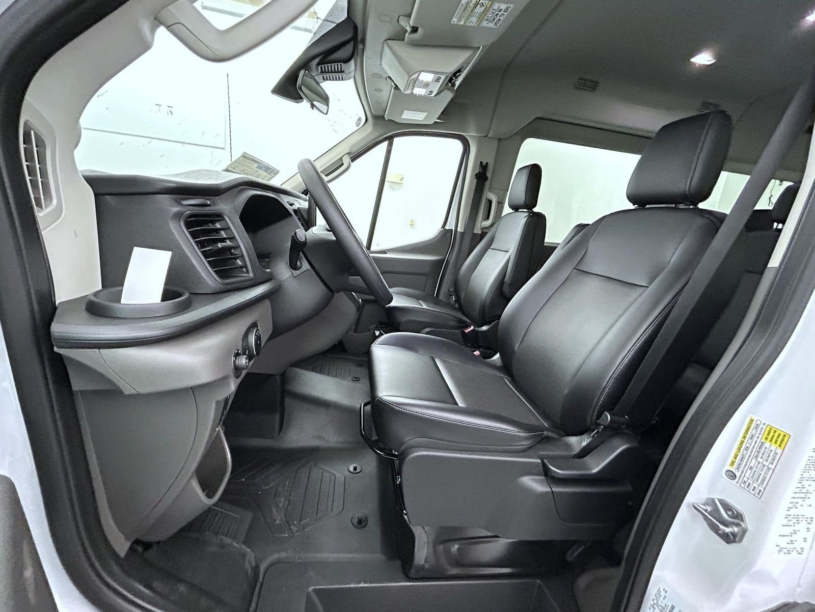 New 2026 Oxford White Ford XL image 10