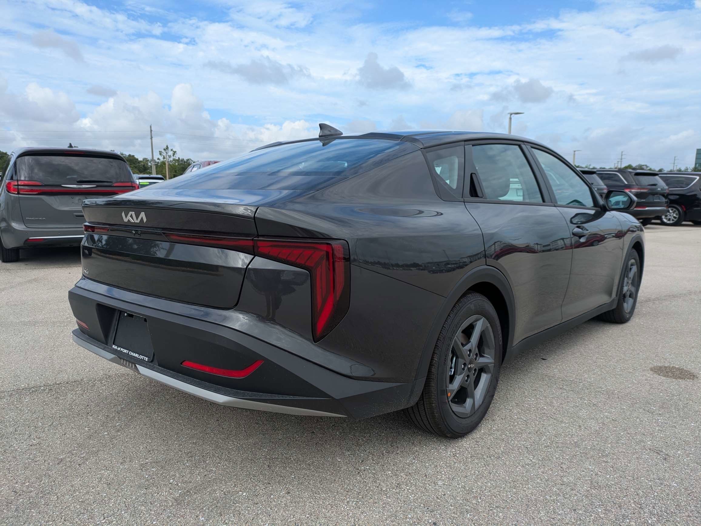 New 2026 Interstellar Gray Kia LXS image 5