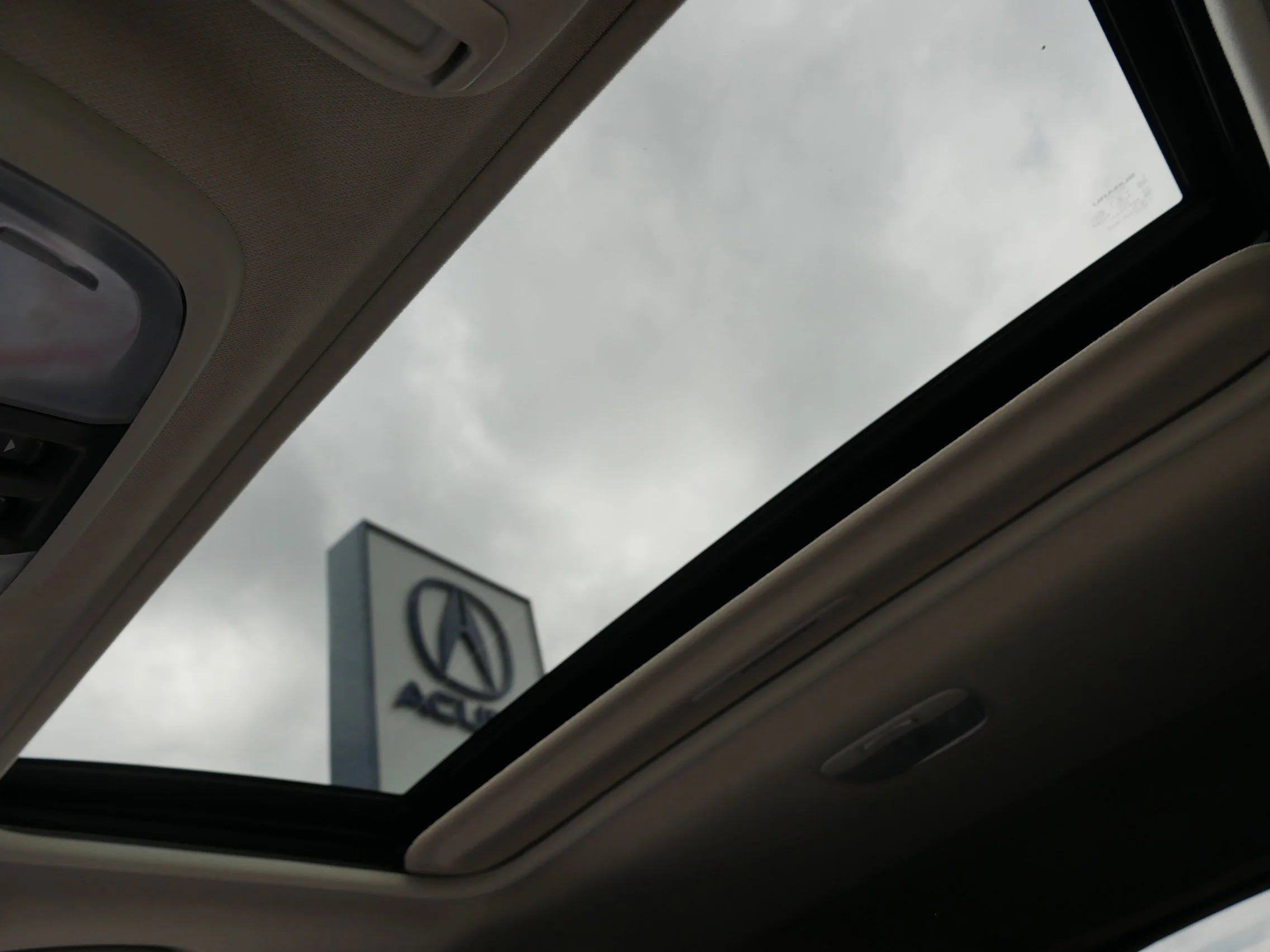 Used 2025 Sun Blaze Pearl Subaru Premium image 32
