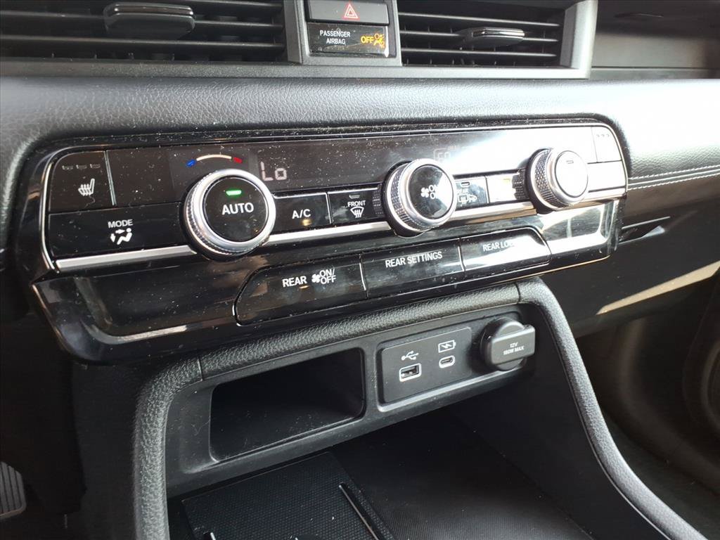 Used 2025 Black Honda EX-L image 25