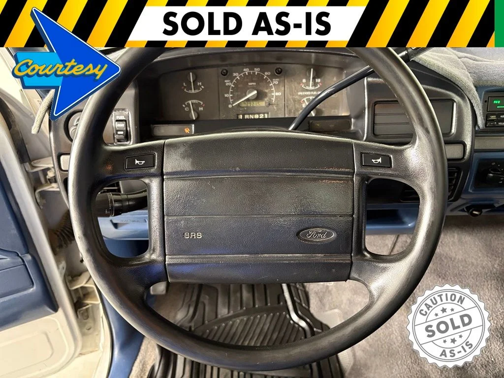 Used 1995  Ford XL image 18