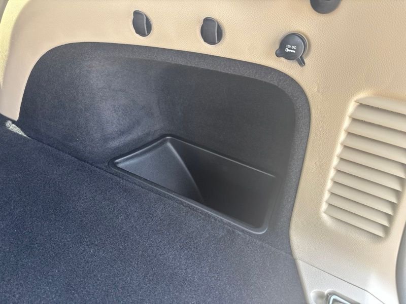 Used 2020 Red Jeep Limited image 12