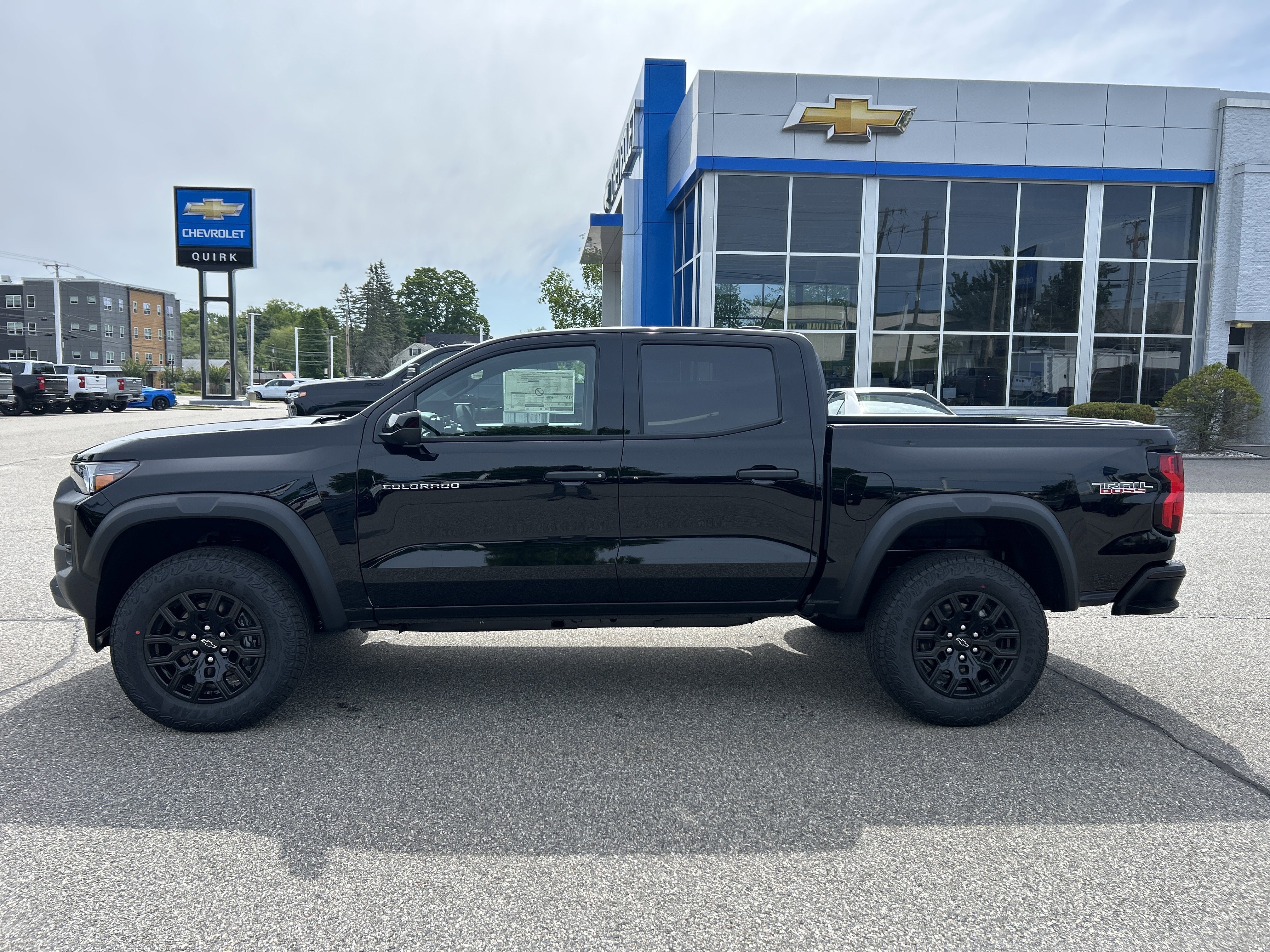 2026 Chevrolet Colorado Trail Boss - Photo 6
