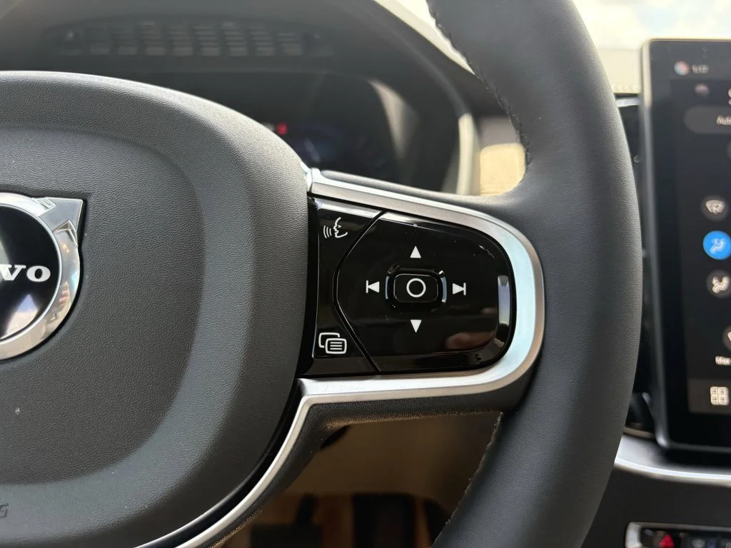 2026 Volvo XC90 Plus - Photo 15