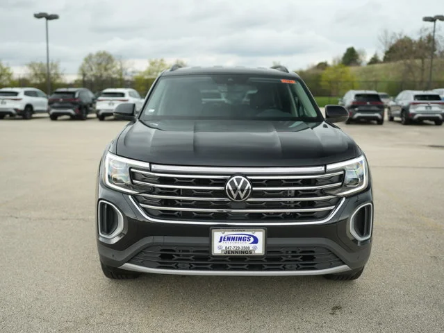 New 2026 Deep Black Pearl Volkswagen 2.0T SE W/TECHNOLOGY image 3