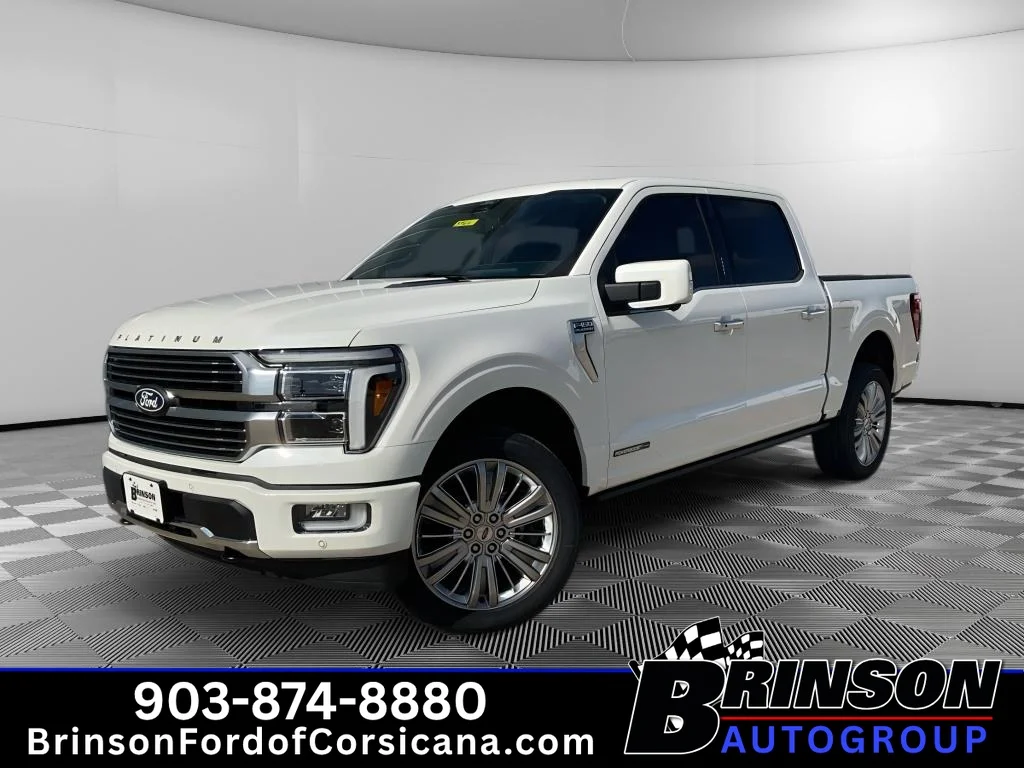 New 2026 Star White Metallic Tri-Coat Ford Platinum image 1