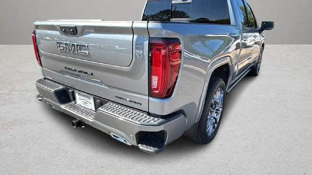 Used 2024 Silver GMC Denali Ultimate image 40