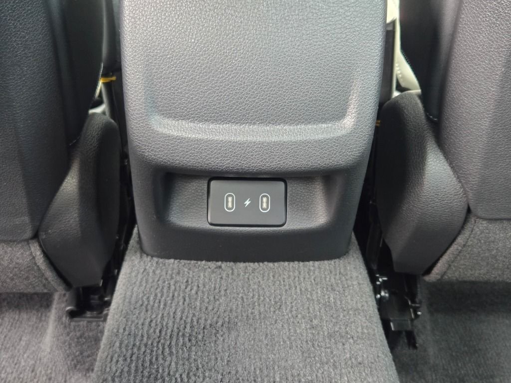 Used 2025 Blue Kia GT-Line image 17