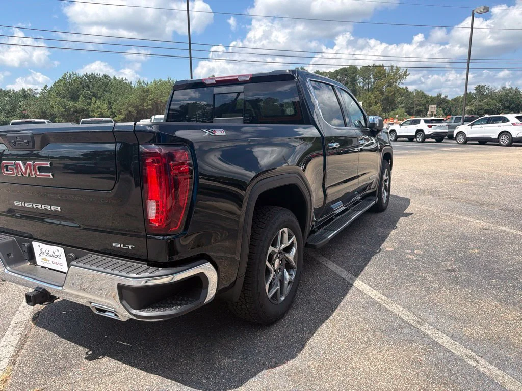 New 2026 Onyx Black GMC SLT image 5